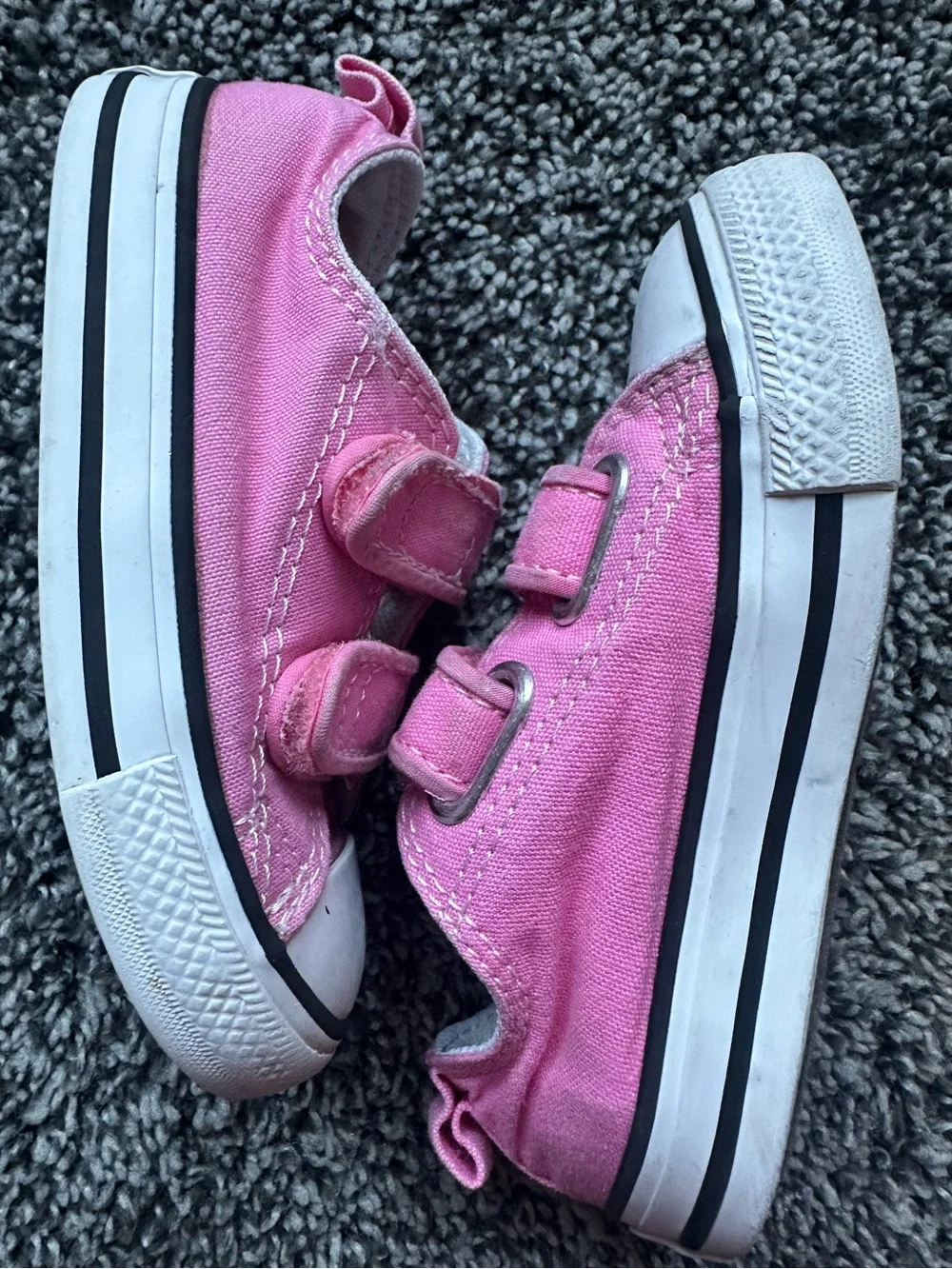 Toddler Pink Easy On Converse Chuck Taylor All Star Velcro Sneakers size 7